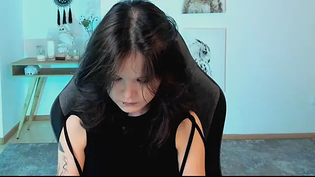 Elainebeness online show from 11, 3, 2025