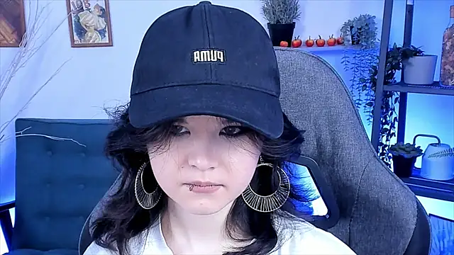 Elainebeness online show from 7, 3, 2025