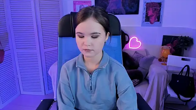 Elainebeness online show from 11, 9, 2025