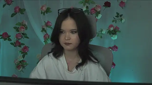 Elainebeness online show from 7, 2, 2025