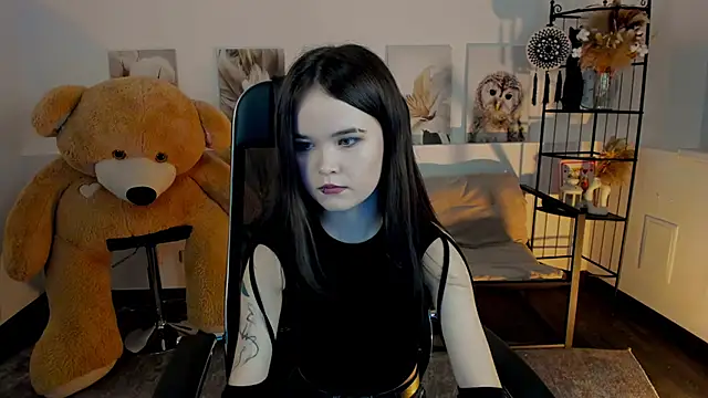 Elainebeness online show from 26, 11, 2025