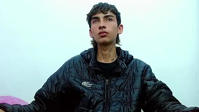 Snapshot of ttimy_x_boy chatting on 13, 11, 2025 ttimy x boy online show from 13, 11, 2025