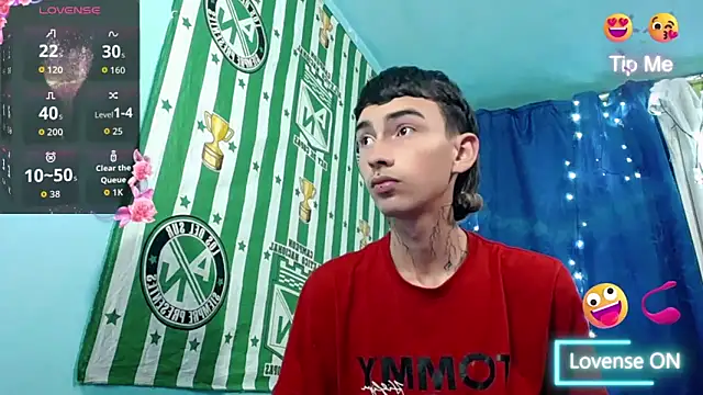 Snapshot of ttimy_x_boy chatting on 20, 12, 2025 ttimy x boy online show from 20, 12, 2025