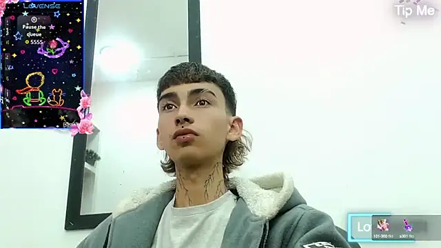 Snapshot of ttimy_x_boy chatting on 24, 9, 2025 ttimy x boy online show from 24, 9, 2025