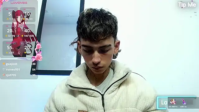 Snapshot of ttimy_x_boy chatting on 26, 9, 2025 ttimy x boy online show from 26, 9, 2025