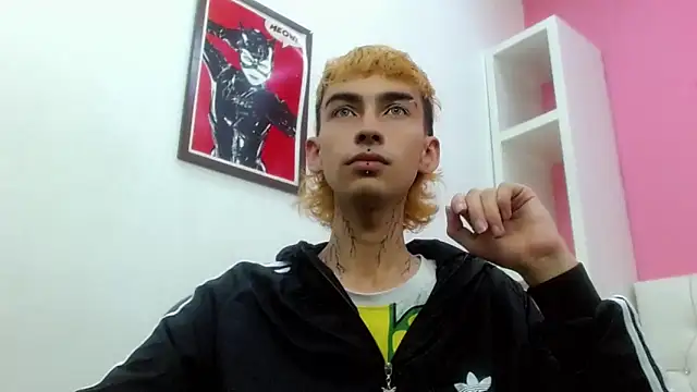 Snapshot of ttimy_x_boy chatting on 4, 3, 2026 ttimy x boy online show from 4, 3, 2026