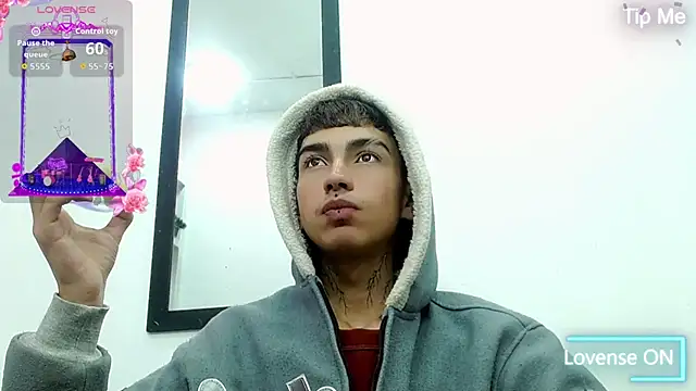 Snapshot of ttimy_x_boy chatting on 21, 9, 2025 ttimy x boy online show from 21, 9, 2025