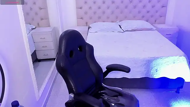 JackBlanco  online show from 28, 11, 2025