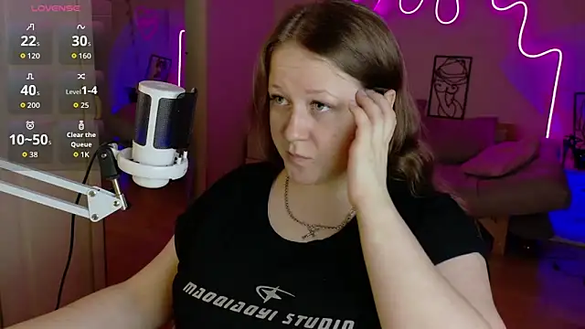 LizzyShine online show from 19, 10, 2025