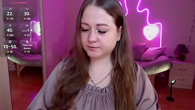 LizzyShine online show from 2, 3, 2025