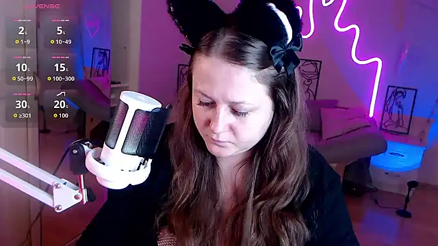 LizzyShine online show from 18, 9, 2025