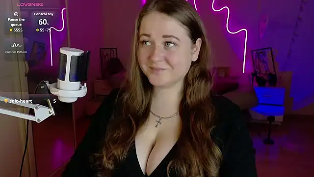 LizzyShine online show from 30, 10, 2025