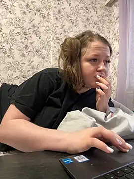 LizzyShine online show from 18, 3, 2025