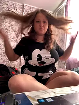 LizzyShine online show from 2, 10, 2025