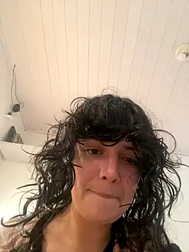 magalunabb online show from 27, 9, 2025