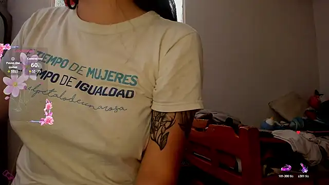 Miss oliviaa online show from 6, 11, 2025