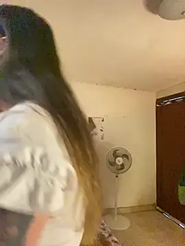 Miss oliviaa online show from 12, 3, 2026