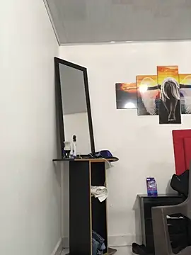 logannth online show from 18, 4, 2026