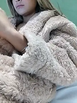 Snapshot of fofinhaa12 chatting on 3, 2, 2026 fofinhaa12 online show from 3, 2, 2026