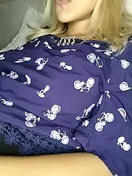 Snapshot of fofinhaa12 chatting on 19, 3, 2025 fofinhaa12 online show from 19, 3, 2025