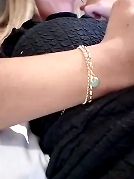 fofinhaa12 online show from 2, 10, 2025