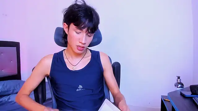 Johhan  Lee online show from 12, 2, 2025