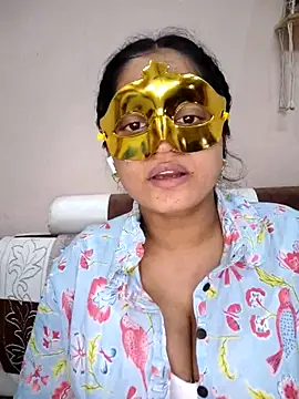 bigtitsqueen online show from 6, 11, 2025