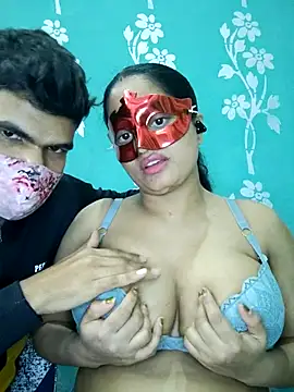 bigtitsqueen online show from 18, 2, 2026