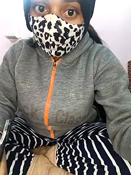 bigtitsqueen online show from 12, 1, 2025