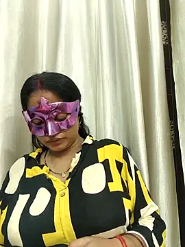 bigtitsqueen online show from 2, 10, 2025