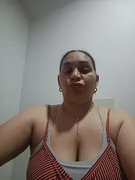 Snapshot of MirandaSoto chatting on 11, 7, 2026 MirandaSoto online show from 11, 7, 2026
