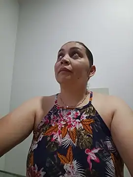 Snapshot of MirandaSoto chatting on 19, 6, 2026 MirandaSoto online show from 19, 6, 2026