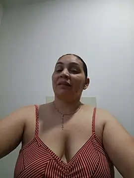 Snapshot of MirandaSoto chatting on 11, 6, 2026 MirandaSoto online show from 11, 6, 2026