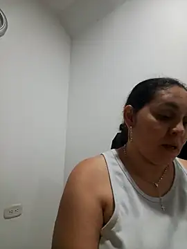 MirandaSoto online show from 17, 9, 2025