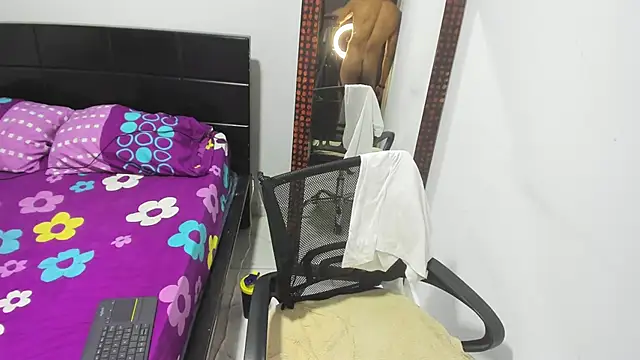 Karljensen33 online show from 26, 1, 2025