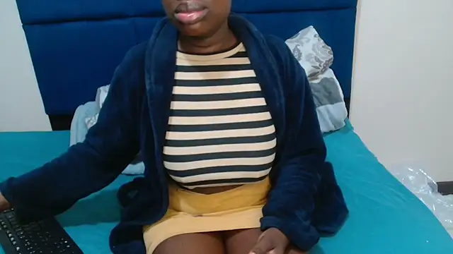 Snapshot of MilkyTitties chatting on 8, 7, 2026 MilkyTitties online show from 8, 7, 2026
