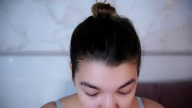 VeronaAppleberry online show from 21, 12, 2025