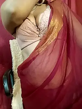 Stripy Doll online show from 6, 1, 2026