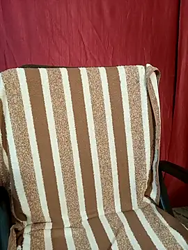 Stripy Doll online show from 19, 10, 2025