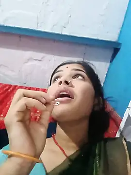 Snapshot of Nisha_Cute chatting on 7, 7, 2026 Nisha Cute online show from 7, 7, 2026