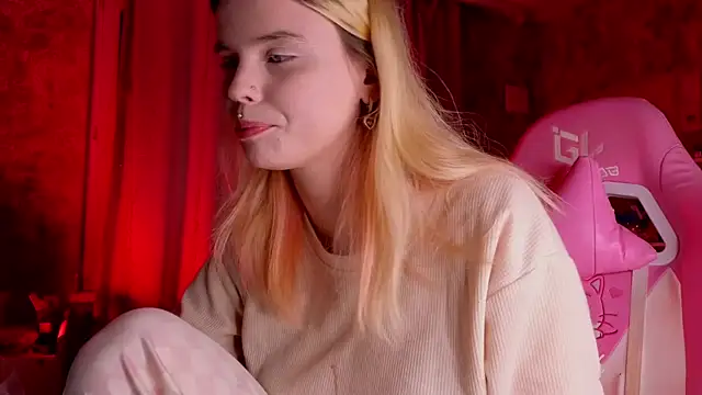 HanaMitsuri online show from 12, 2, 2025