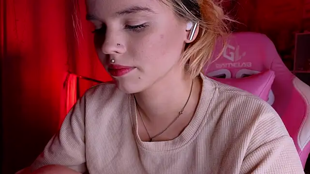 HanaMitsuri online show from 14, 3, 2025