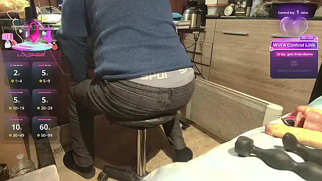 misteryman1956 online show from 11, 4, 2026