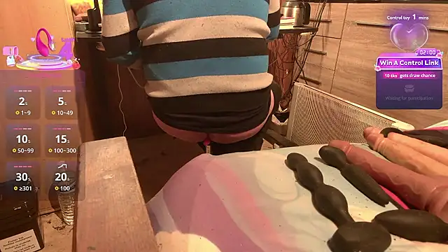 Snapshot of misteryman1956 chatting on 6, 1, 2026 misteryman1956 online show from 6, 1, 2026