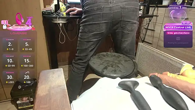 misteryman1956 online show from 3, 2, 2026