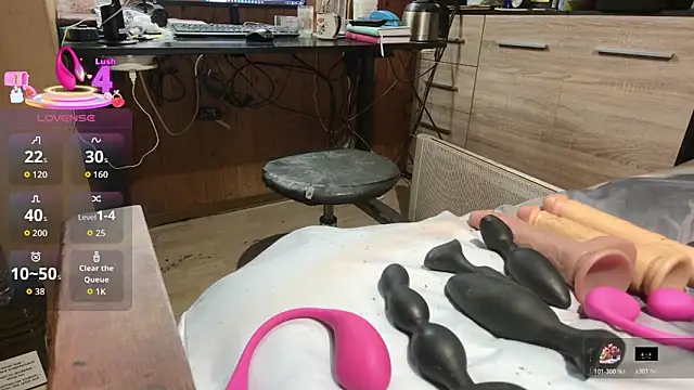 misteryman1956 online show from 11, 2, 2026