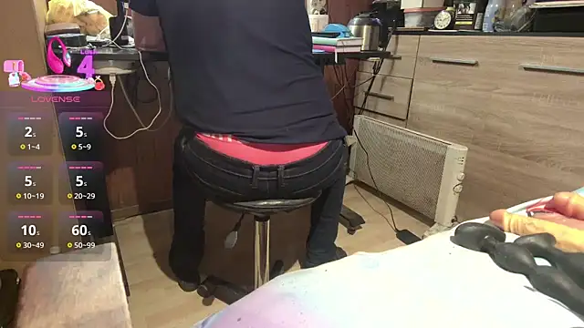 Snapshot of misteryman1956 chatting on 18, 4, 2026 misteryman1956 online show from 18, 4, 2026