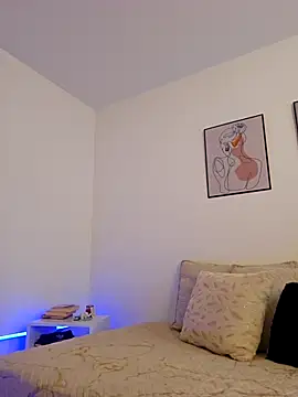 VictoriaEvaans  online show from 9, 9, 2025