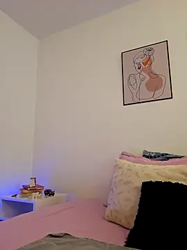 VictoriaEvaans  online show from 16, 11, 2025