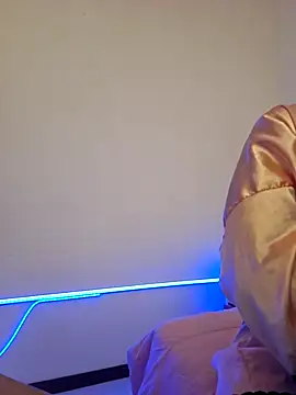 VictoriaEvaans  online show from 25, 11, 2025